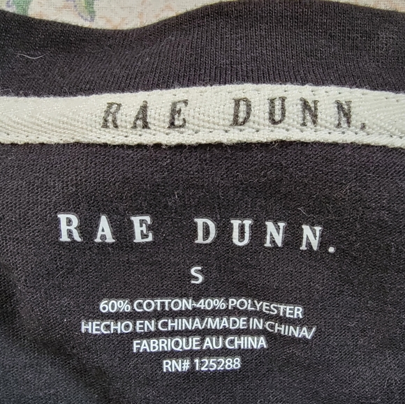Rae Dunn WHAT DAY IS IT? Cotton Blend Short Sleeve T-Shirt - Picture 3 of 4